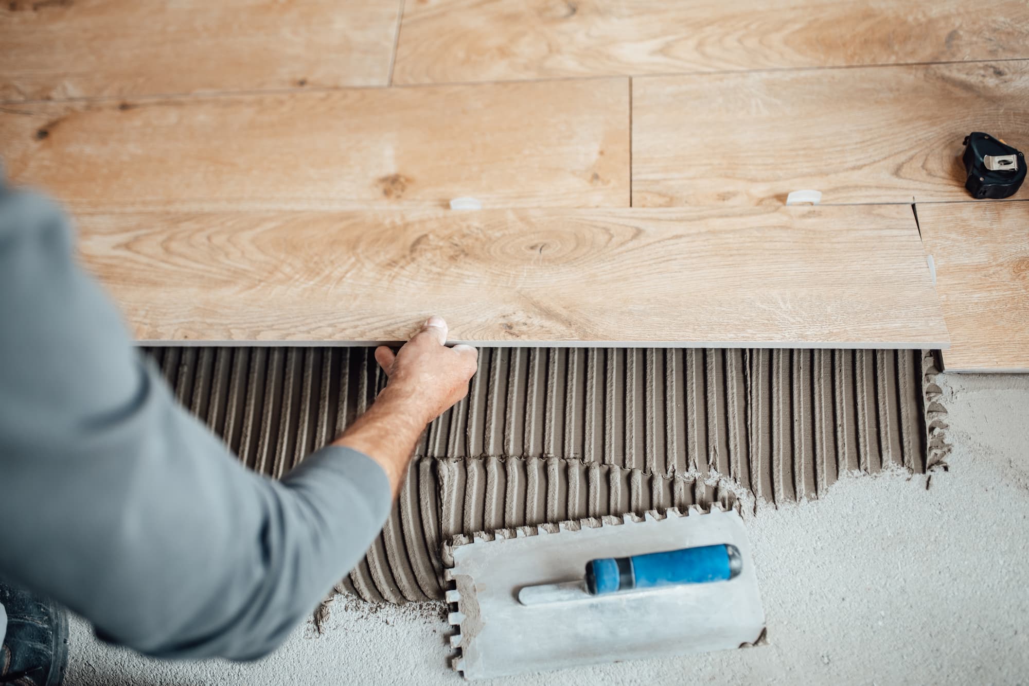 POSE_REVETEMENT_SOLS_MURAUX1 | FA DÉPANNAGE Pose de revêtements de sols et murs : carrelage, parquet, placo, peinture proche de Schiltigheim et Obernai Hœnheim 0